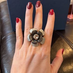 Flower ring